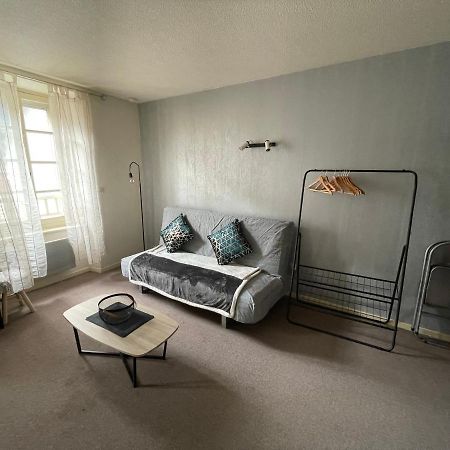Superbe Appartement Au Bord De La Riviere Ax-les-Thermes Exterior photo