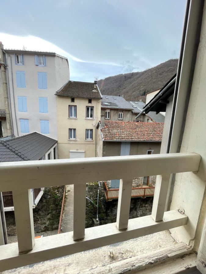 Superbe Appartement Au Bord De La Riviere Ax-les-Thermes Exterior photo